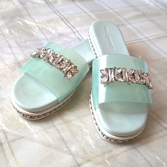 Karl Lagerfeld Mint Julep Billi Fashion Slide Sandal - Picture 4 of 12